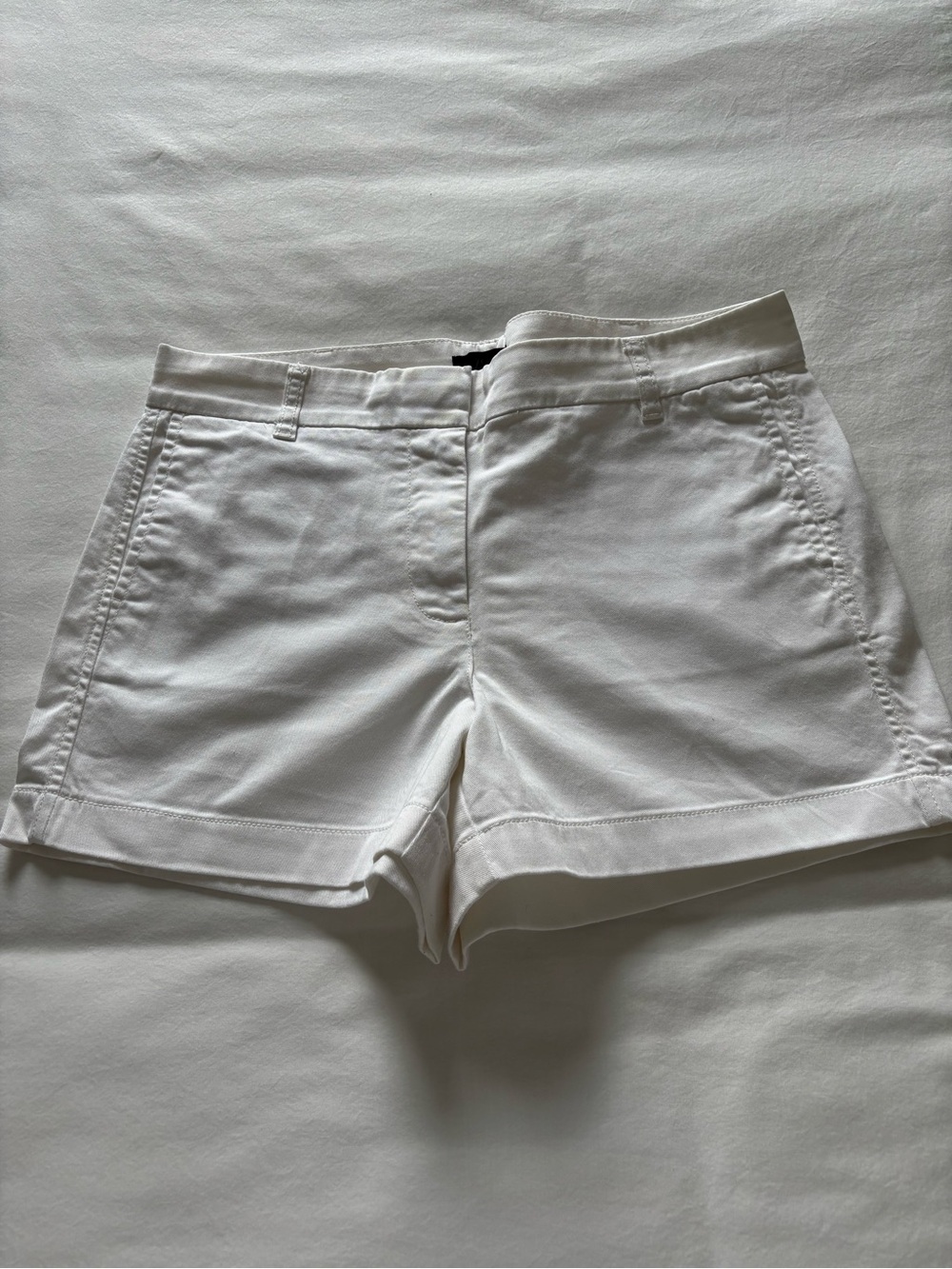 EUC! J.Crew Chino Short 4”